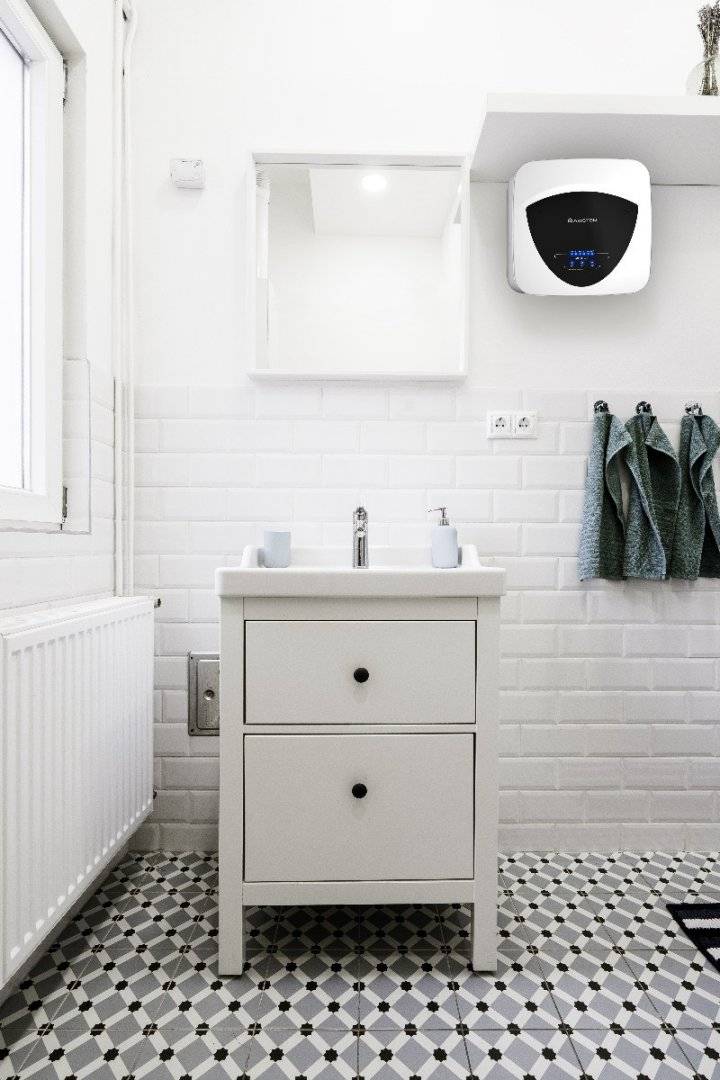 Boiler electric Ariston ANDRIS ELITE WIFI 15/5 EU, 15 L, 1200 W, montaj deasupra chiuvetei